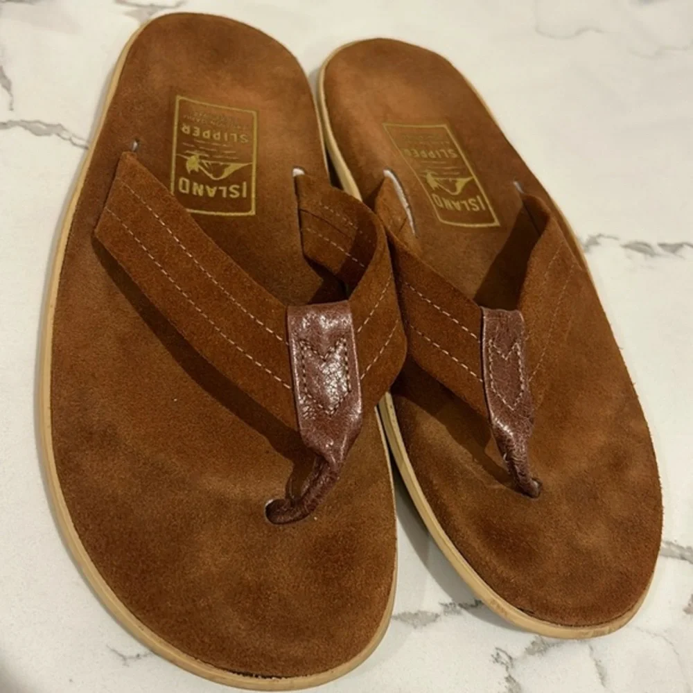 Island Slipper Ultimate Suede Flip Flop Sandals Brown Cognac Color Mens Size 8
